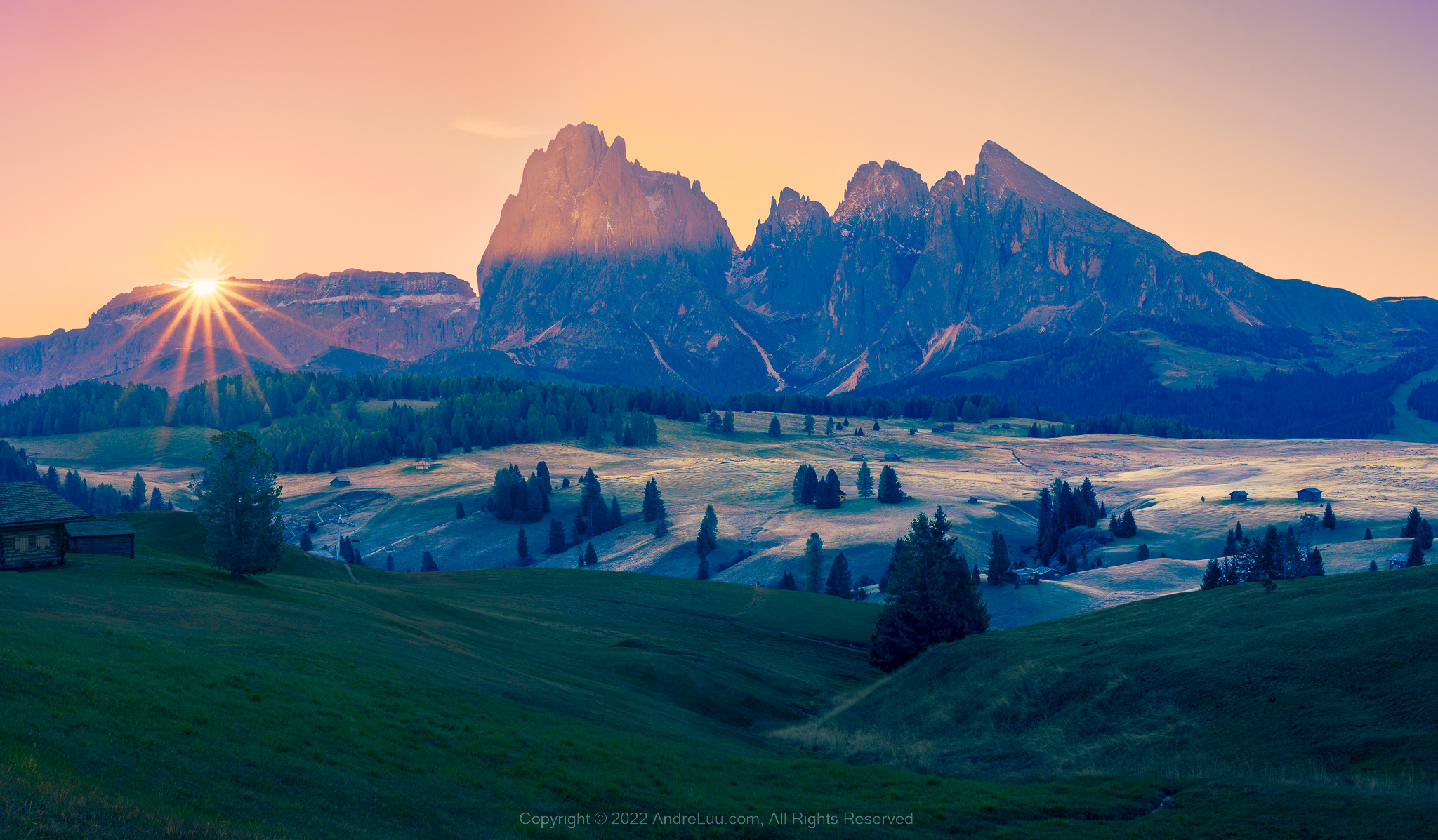 STAR OF SIUSI (Tia Sáng Cao Nguyên) 1/15s F/11 ISO 100 WB 5900. Sony a7m4 + Tamron 35-150mm F/2-2.8 for Sony @ 35mm, AndreLuu M6 Tripod, Dolomites, Italy.