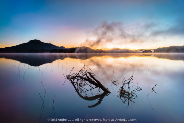 2 giây ISO 100 f/11 WB 8200K. Sony a7R + lens Voiglander 15 (mod by Andre Luu)